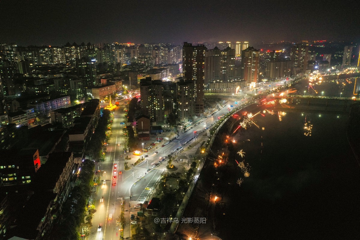 西渡夜景 (1+1)