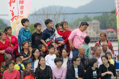 村BA，篮球比赛 (2+1)