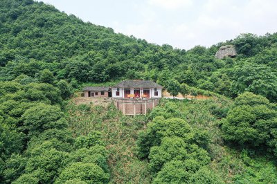 邹岗山 (1+1)