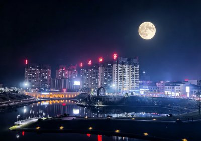 船山时间谷中秋夜景